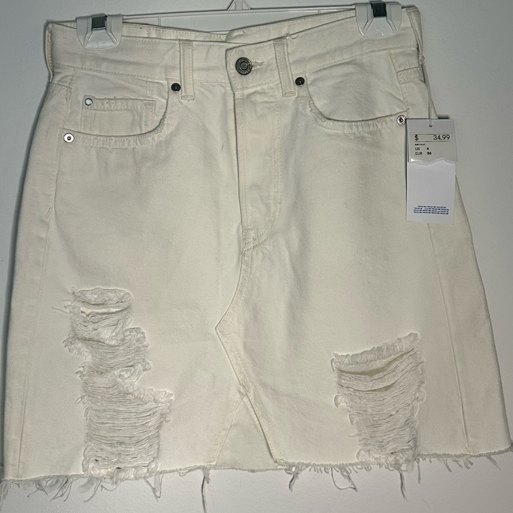 H&M White Distressed Mini Skirt